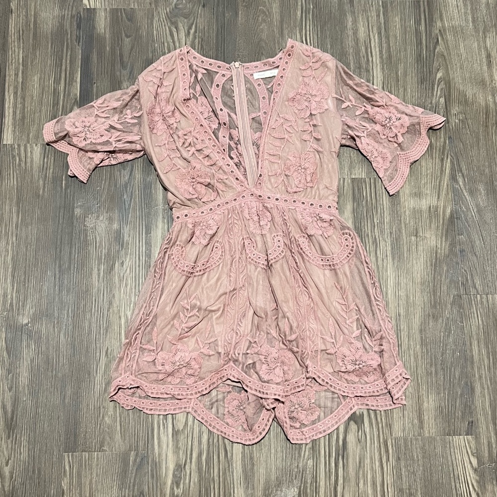 Lilac Lace Boutique Romper - Size M
